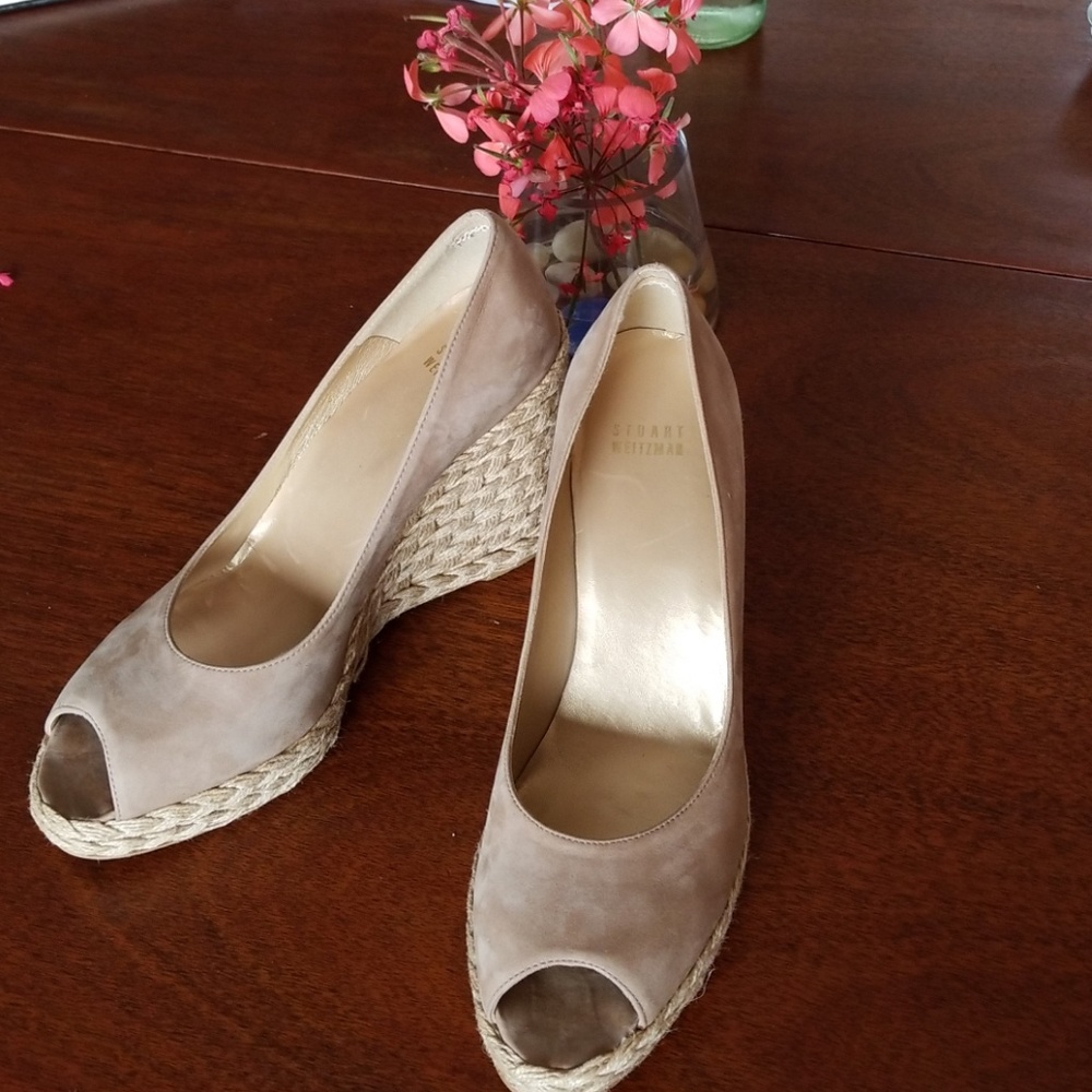Stuart Weitzman nude suede peep toe wedge